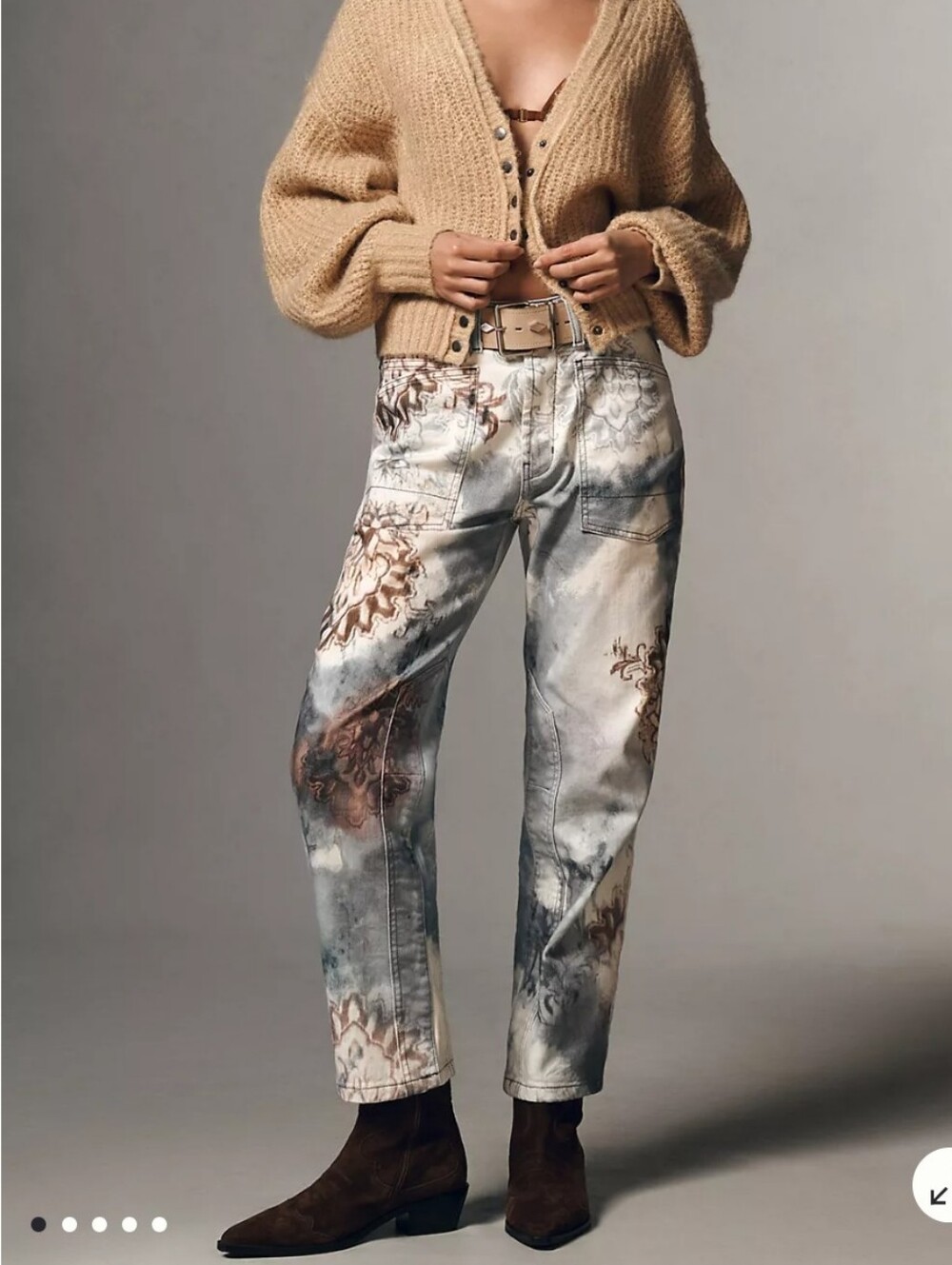 Pilcro Washed Tie-Dye Floral Boyfriend Jeans in Beige and Gray Size 31
